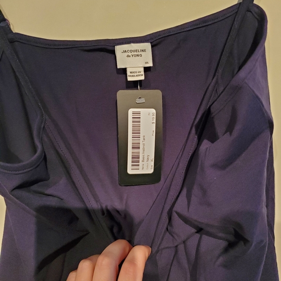 XL Navy Tank - Picture 3 of 6